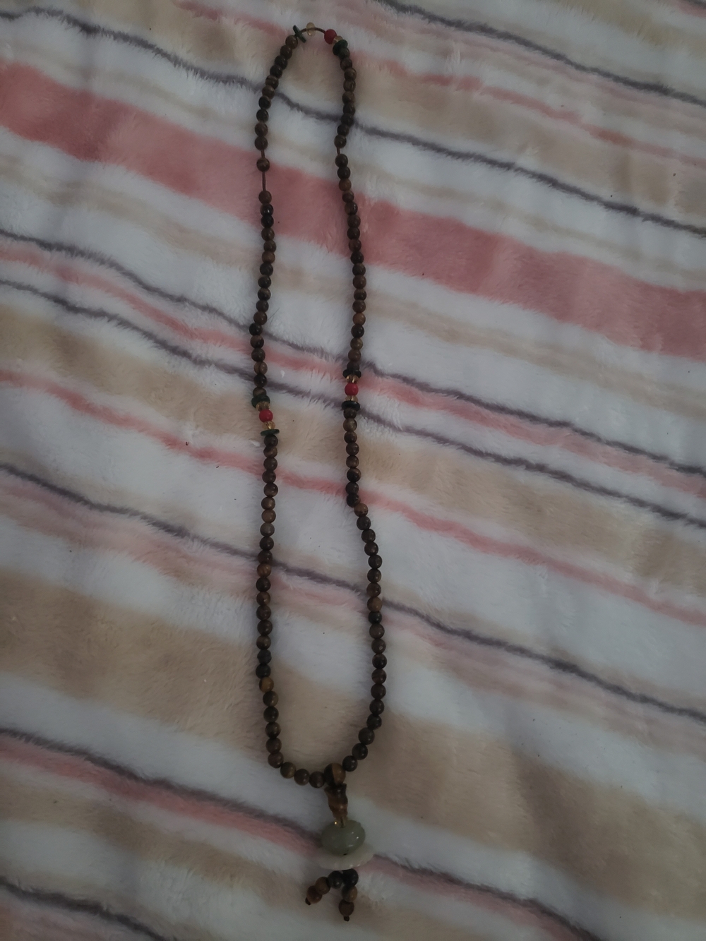 Tiger's eye Beaded Pendant Necklace with Jade Stone Accent